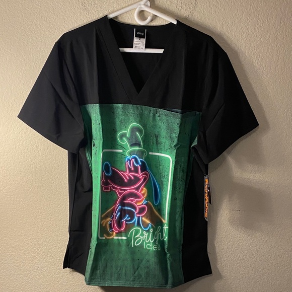 Disney Black Branded Scrub Uniform Top Apparel Tag - Picture 5 of 8